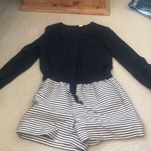 Nice Loft long sleeve romper